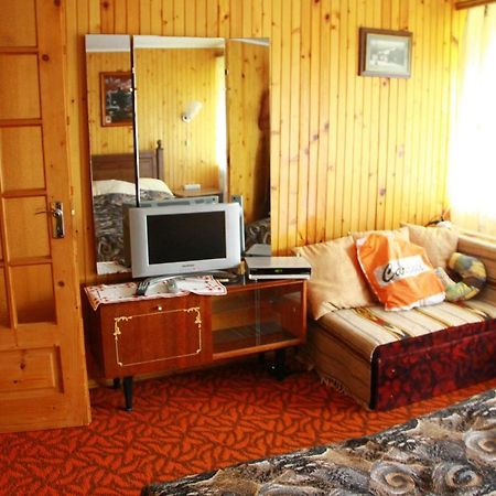 У Андрія Otel Yaremche Dış mekan fotoğraf